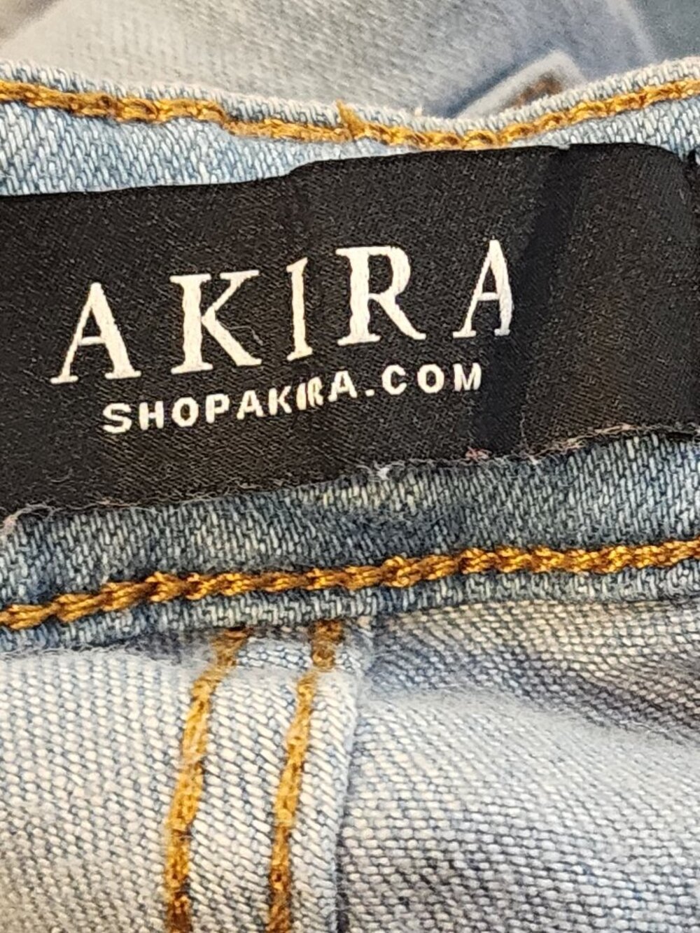 Akira Light Wash Distressed Cotton Poly Span Fringe Flare Bottom Jeans Sz 9 W28 - Picture 14 of 16